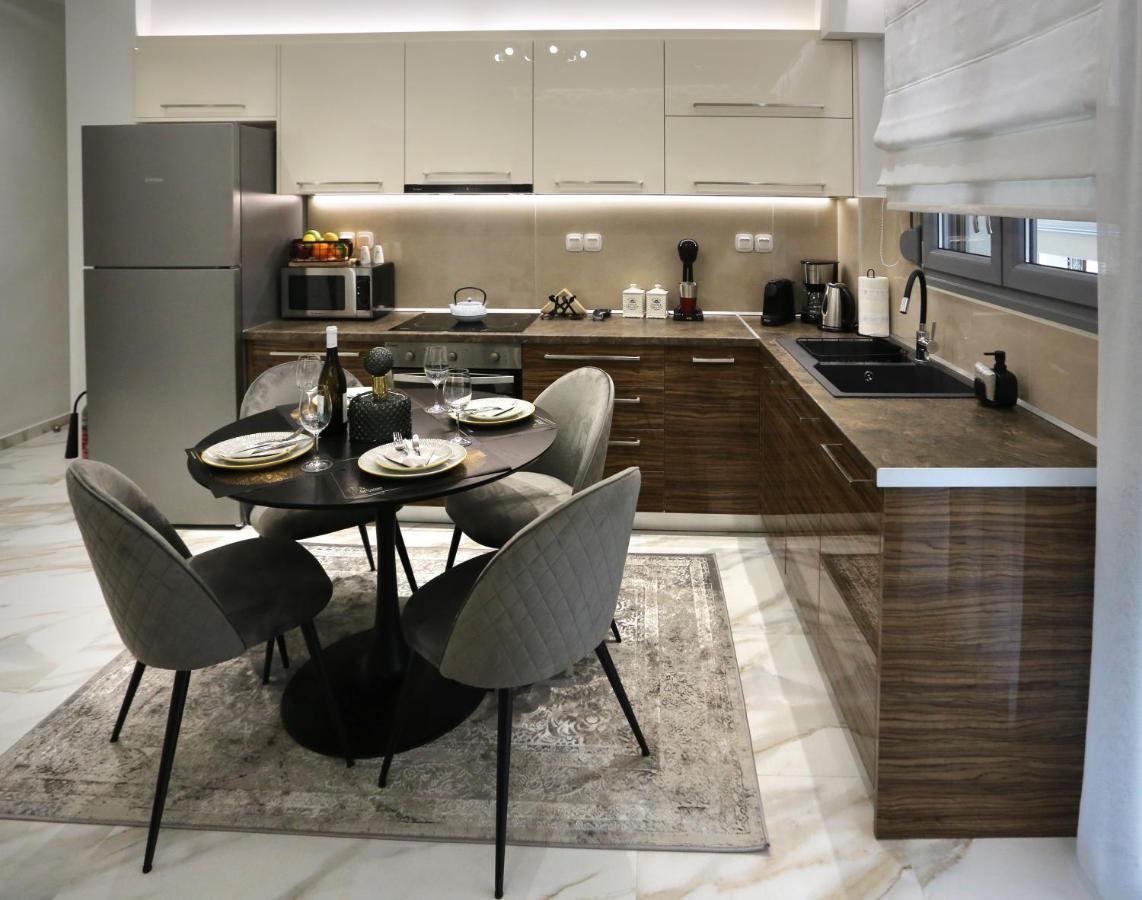 La Larissa Luxury Apartments Trekke Dış mekan fotoğraf