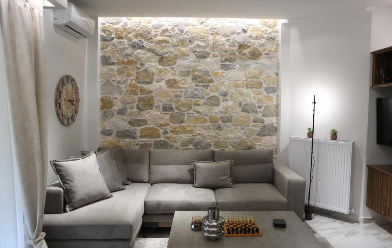 La Larissa Luxury Apartments Trekke Dış mekan fotoğraf