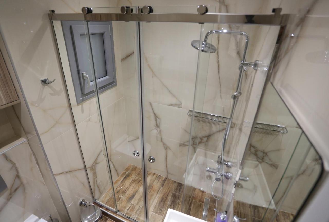 La Larissa Luxury Apartments Trekke Dış mekan fotoğraf